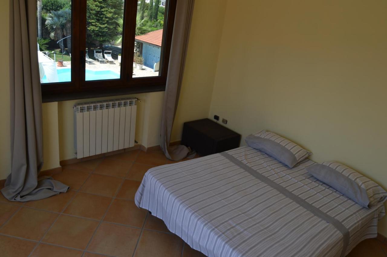 I Giardini Del Vesuvio Villa Somma Vesuviana Luaran gambar